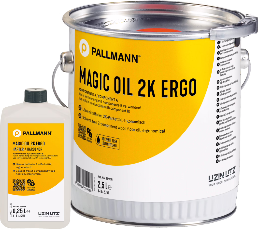 Nahaufnahme von zwei Behältern des Pallmann Magic Oil 2K Ergo Parkettöls: ein großer Metallkanister (2,5 l) mit kräftig gelbem Etikett, Metallbügel und verschlossenem Deckel mit Spannbügel sowie eine kleinere weiße Kunststoffflasche mit schwarzem Verschluss und der Aufschrift 'Härter / Komponente B'. Auf dem Etikett sind Marke 'PALLMANN', Produktname 'MAGIC OIL 2K ERGO', Hinweise 'lösemittelfrei' und '2‑Komponenten' sowie ein QR-Code und ein Barcode zu sehen. Weißer Studiohintergrund.